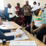 When parties stay but voters drift away